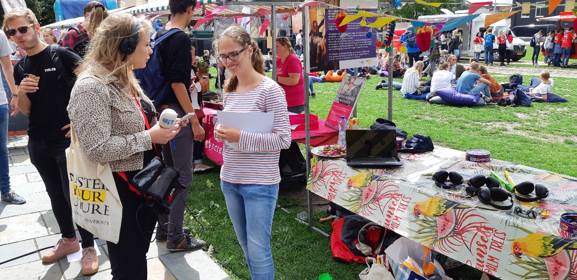 Studenten UIT markt 2019